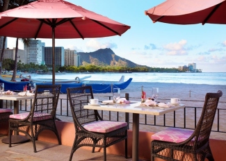 Stay For Breakfast on Waikiki Beach