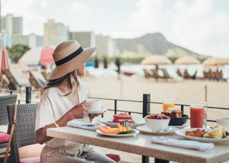 Stay For Breakfast on Waikiki Beach