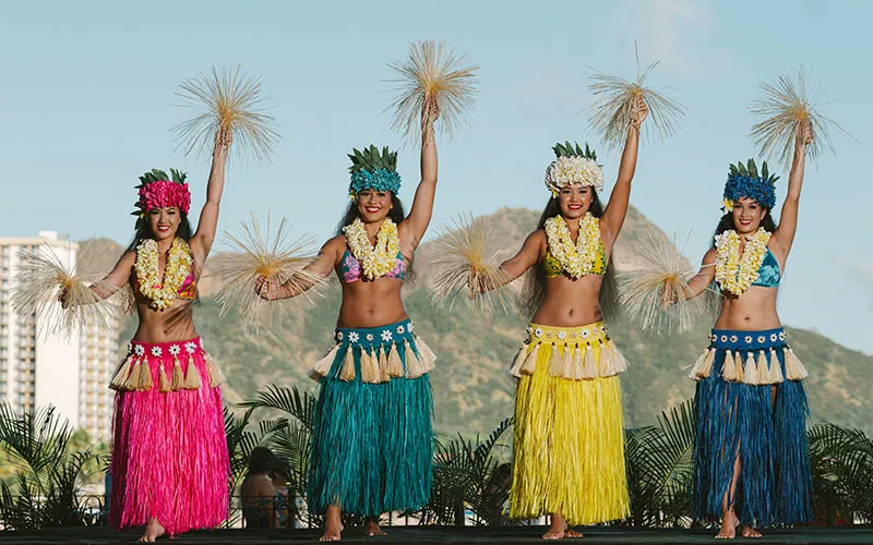 AHAAINA, A ROYAL HAWAIIAN LUAU