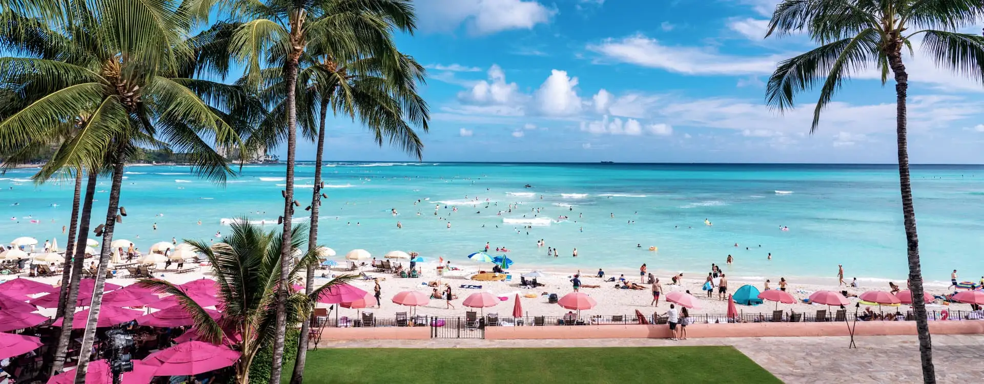 Honolulu Hotels with Pool | Royal Hawaiian Resort